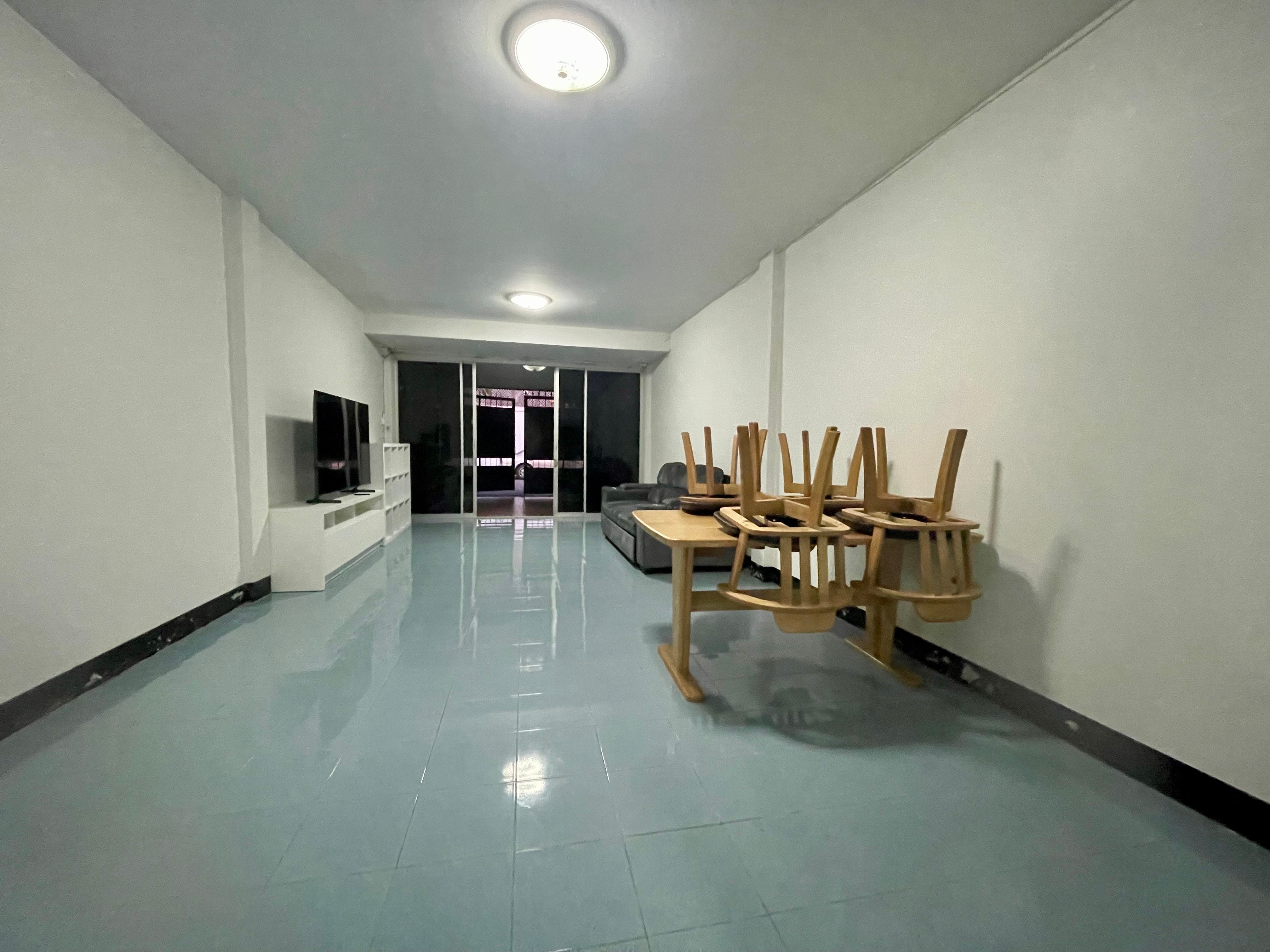 Townhome In Central Pattaya For Rent photo 18