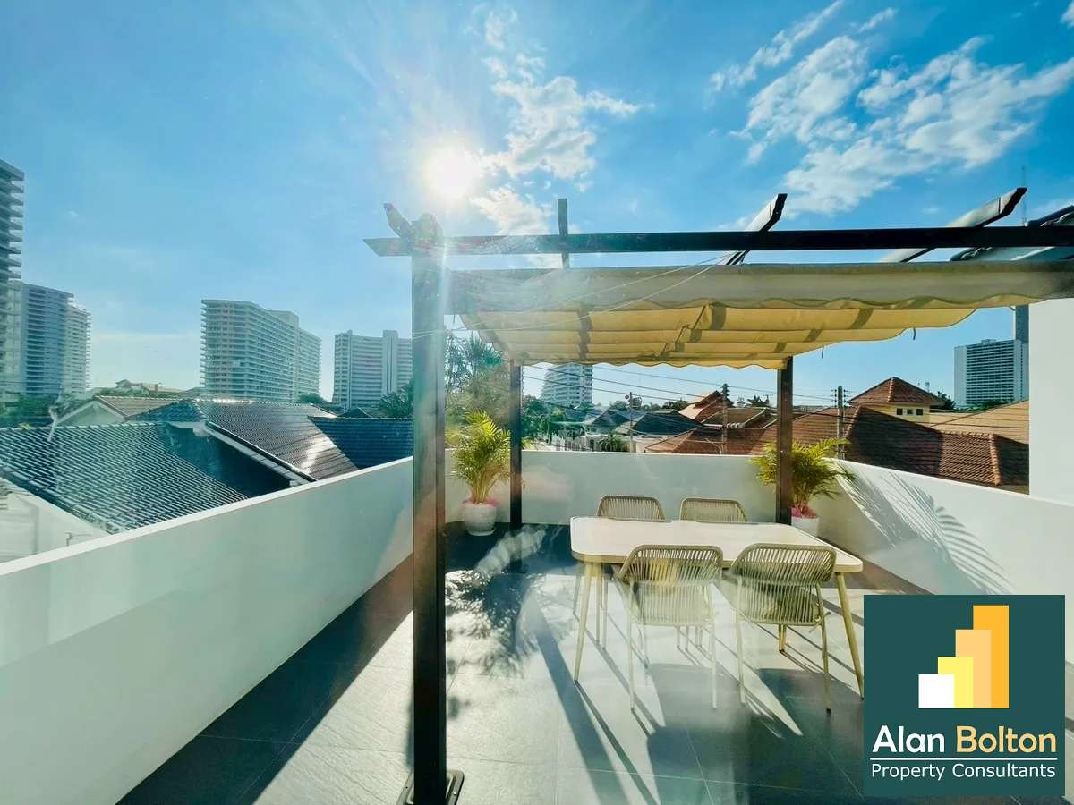 Brand New Pool Villa For Sale In Jomtien Condotel Village photo 5