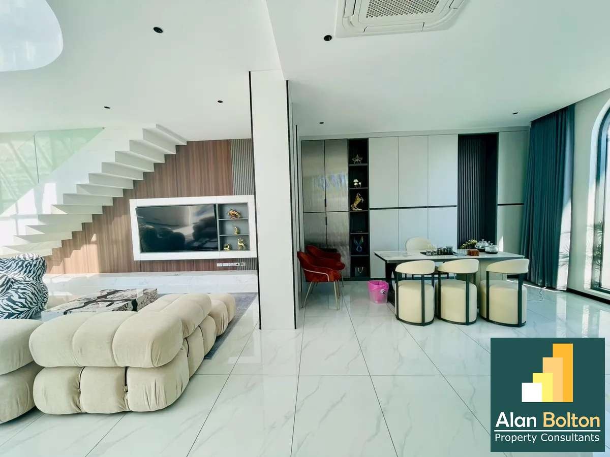 Brand New Pool Villa For Sale In Jomtien Condotel Village photo 8