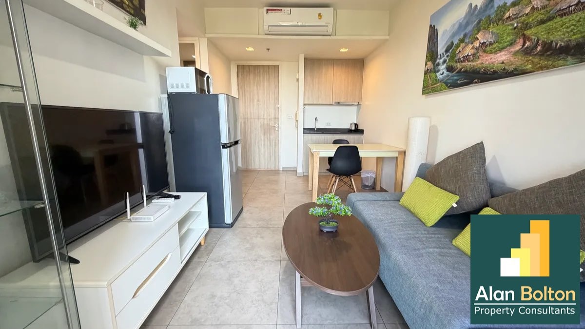 One Bedroom Condo For Sale In Prahtamnak photo 4