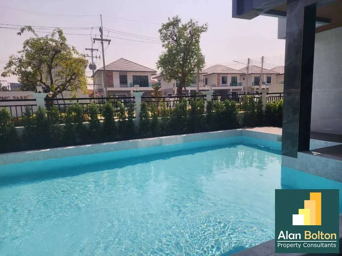 Three Bedroom house For Rent In East Pattaya