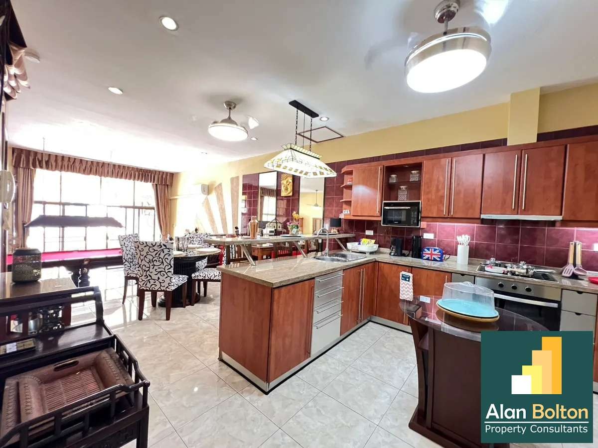 Spacious Luxury Apartment 2 Bedrooms 2 Bathrooms in Pratumnak photo 11