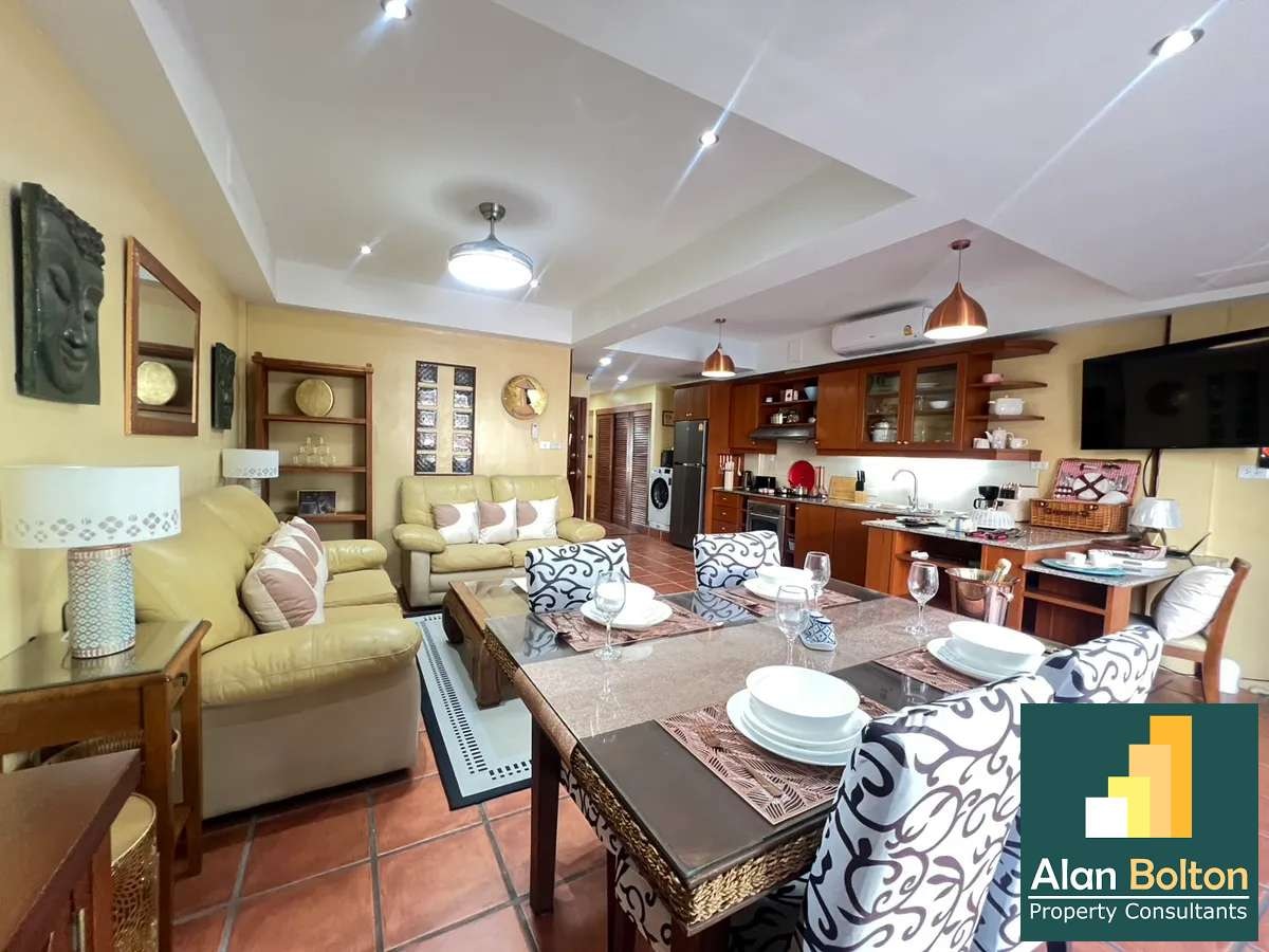 Building for sale With 5 separate Apartments in Pratumnak photo 28