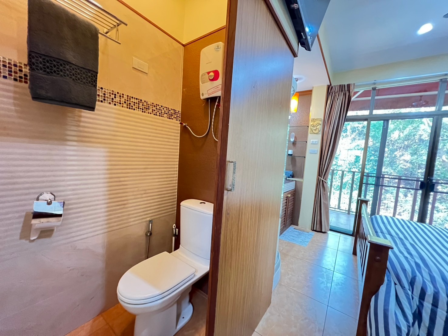 Building for sale With 5 separate Apartments in Pratumnak photo 48