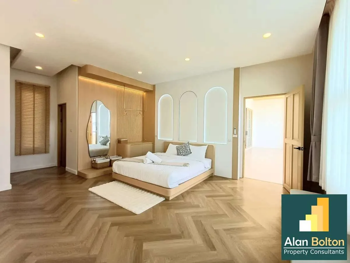Mediterranean Pool Villa 5 bedrooms 7 bathrooms in East Pattaya for Sale photo 14