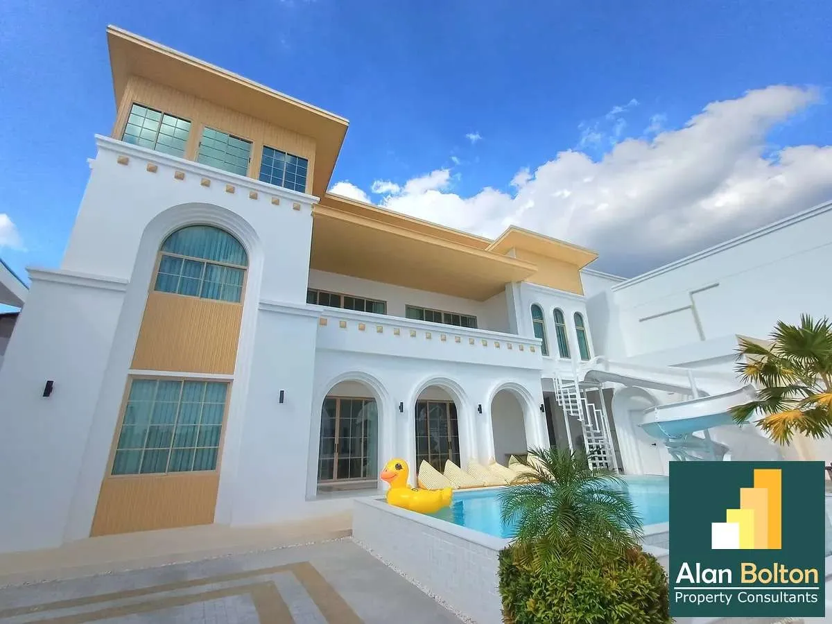 Mediterranean Pool Villa 5 bedrooms 7 bathrooms in East Pattaya for Sale photo 3