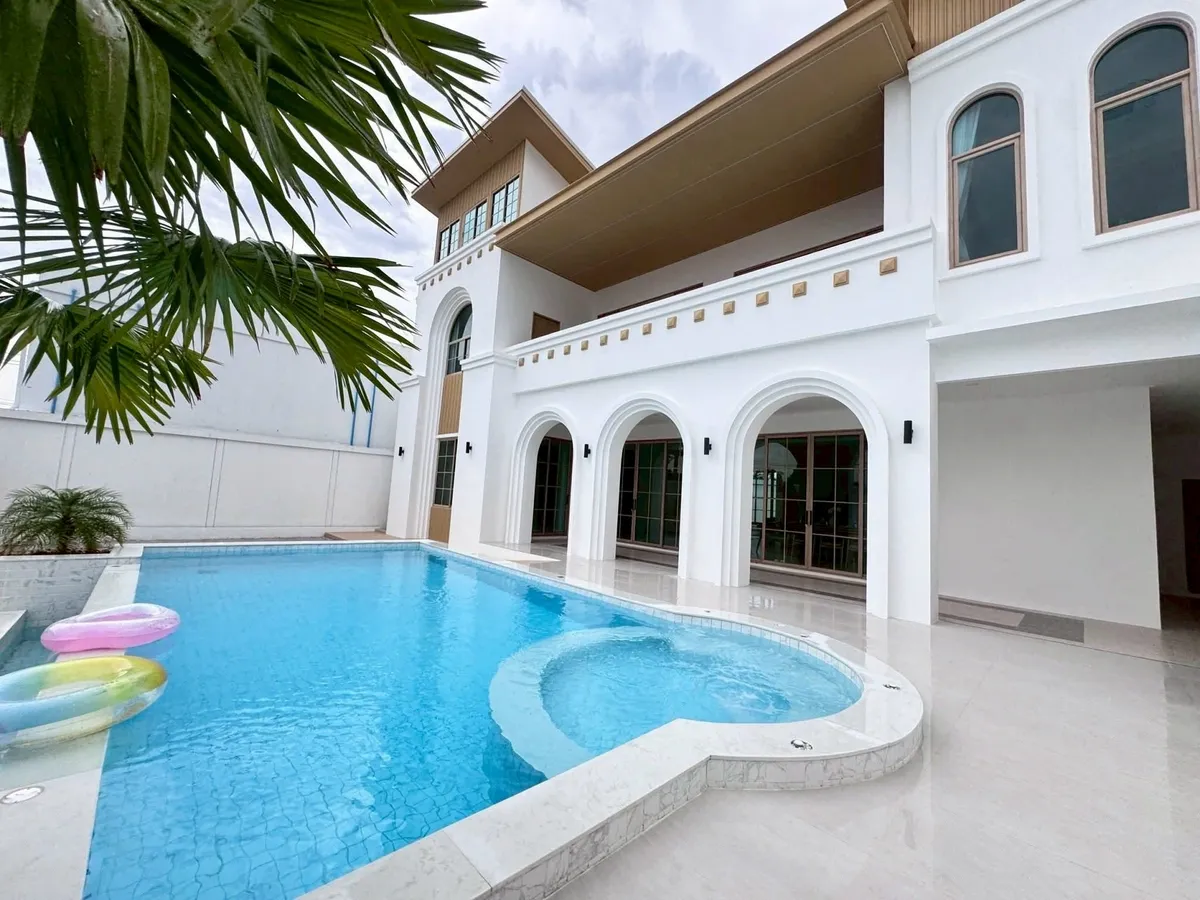 Mediterranean Pool Villa 5 bedrooms 7 bathrooms in East Pattaya for Sale photo 23