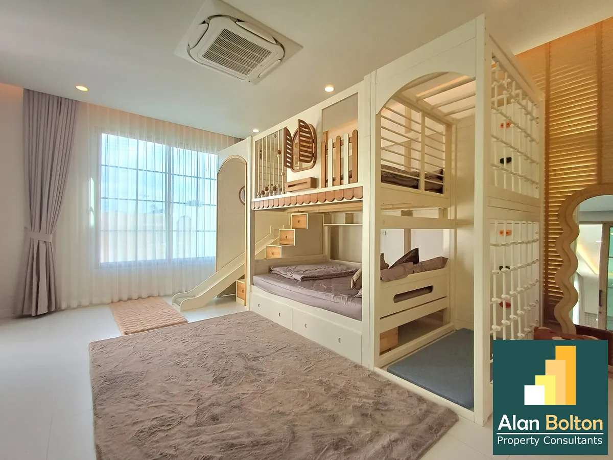 Mediterranean Pool Villa 5 bedrooms 7 bathrooms in East Pattaya for Sale photo 12