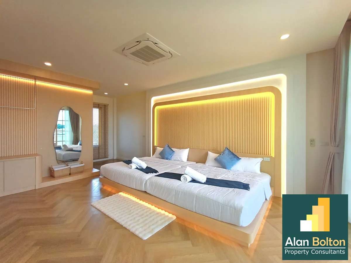 Mediterranean Pool Villa 5 bedrooms 7 bathrooms in East Pattaya for Sale photo 20