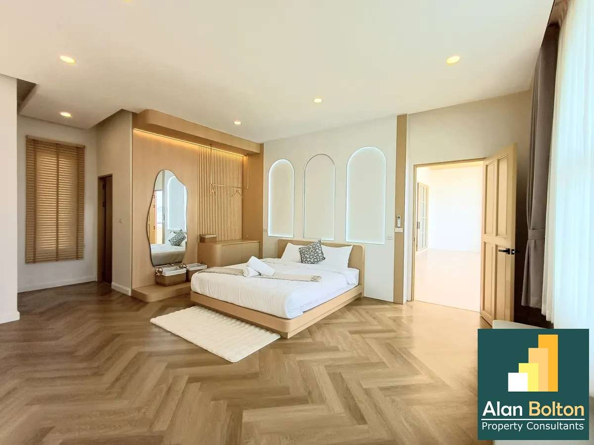 Mediterranean Pool Villa 5 bedrooms 7 bathrooms in East Pattaya for Sale photo 14