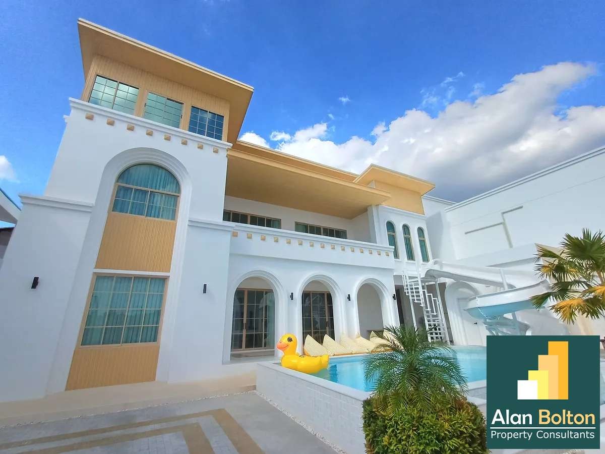 Mediterranean Pool Villa 5 bedrooms 7 bathrooms in East Pattaya for Sale photo 3