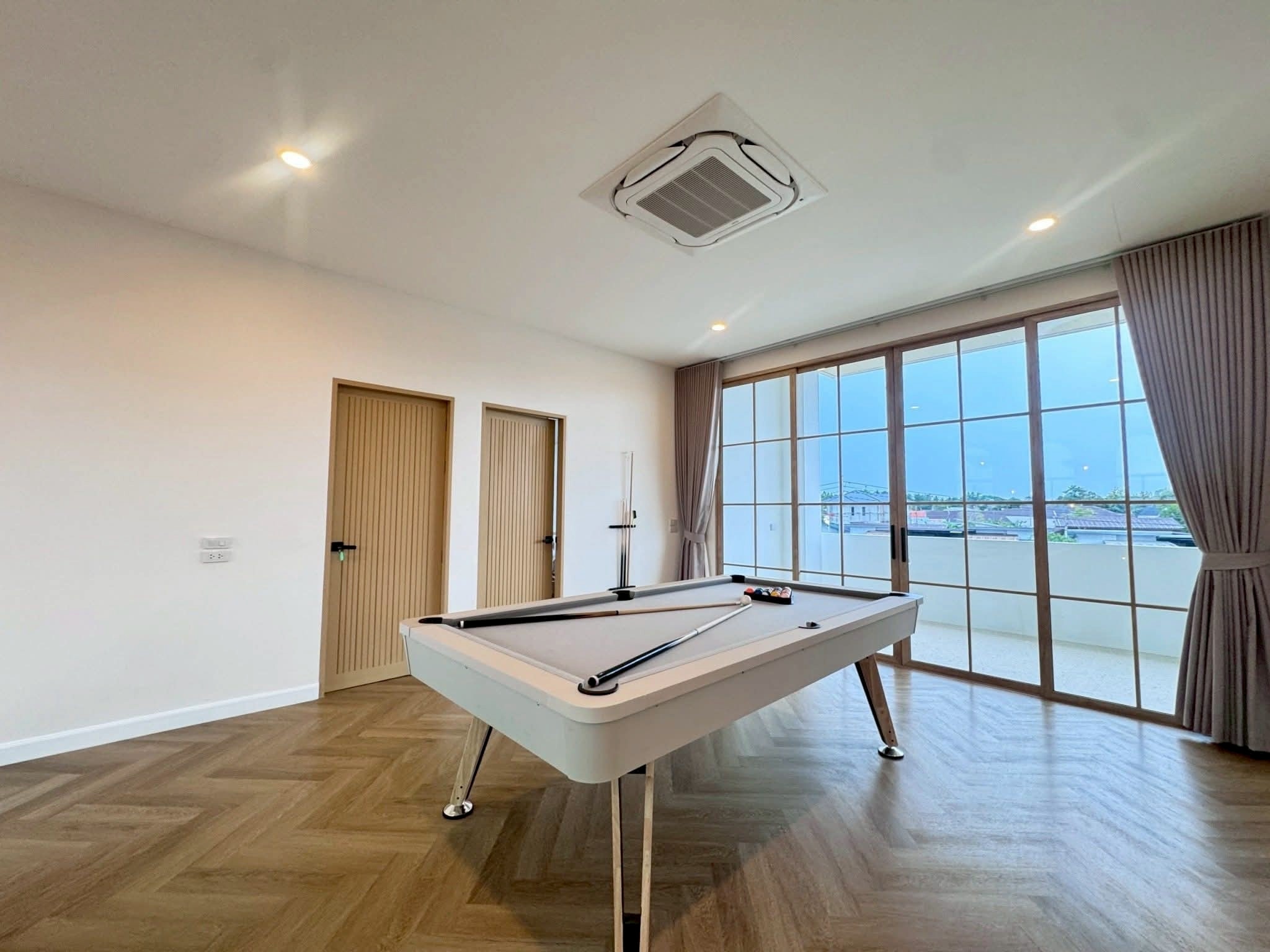 Mediterranean Pool Villa 5 bedrooms 7 bathrooms in East Pattaya for Sale photo 27