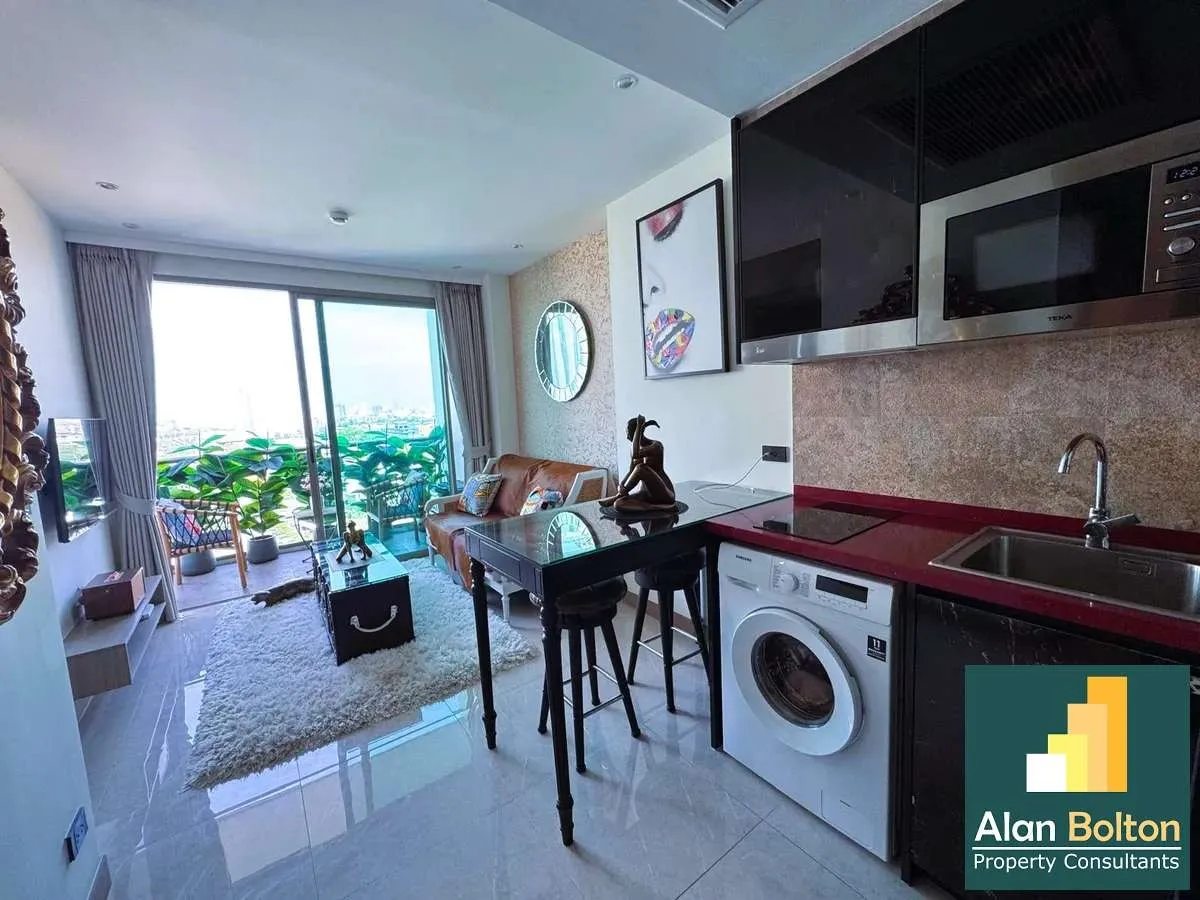 Like New Luxury Ocean View 1 Bed 1 Bath Condo In Jomtien photo 3