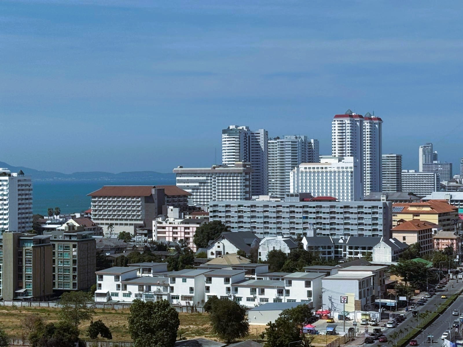 Like New Luxury Ocean View 1 Bed 1 Bath Condo In Jomtien photo 38
