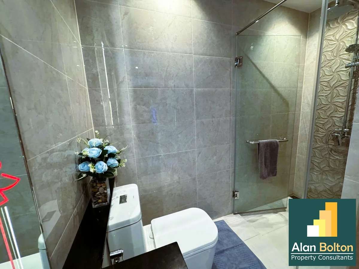 Like New Luxury Ocean View 1 Bed 1 Bath Condo In Jomtien photo 5
