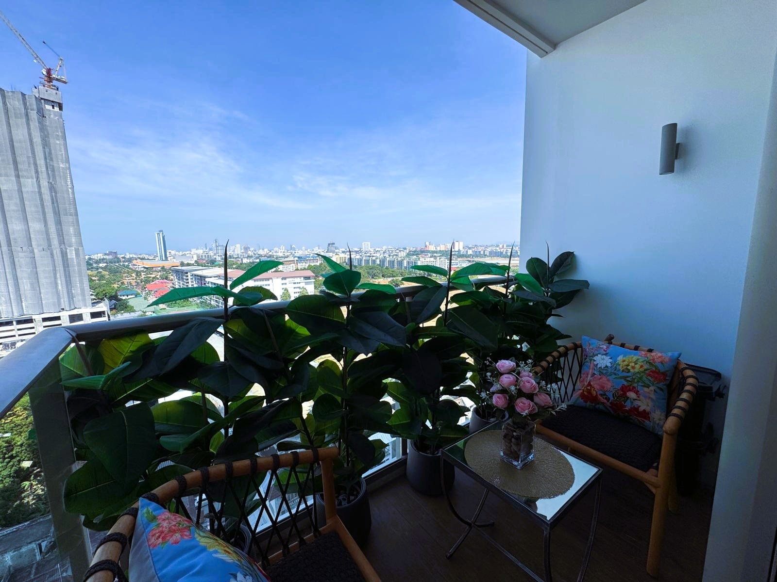 Like New Luxury Ocean View 1 Bed 1 Bath Condo In Jomtien photo 36
