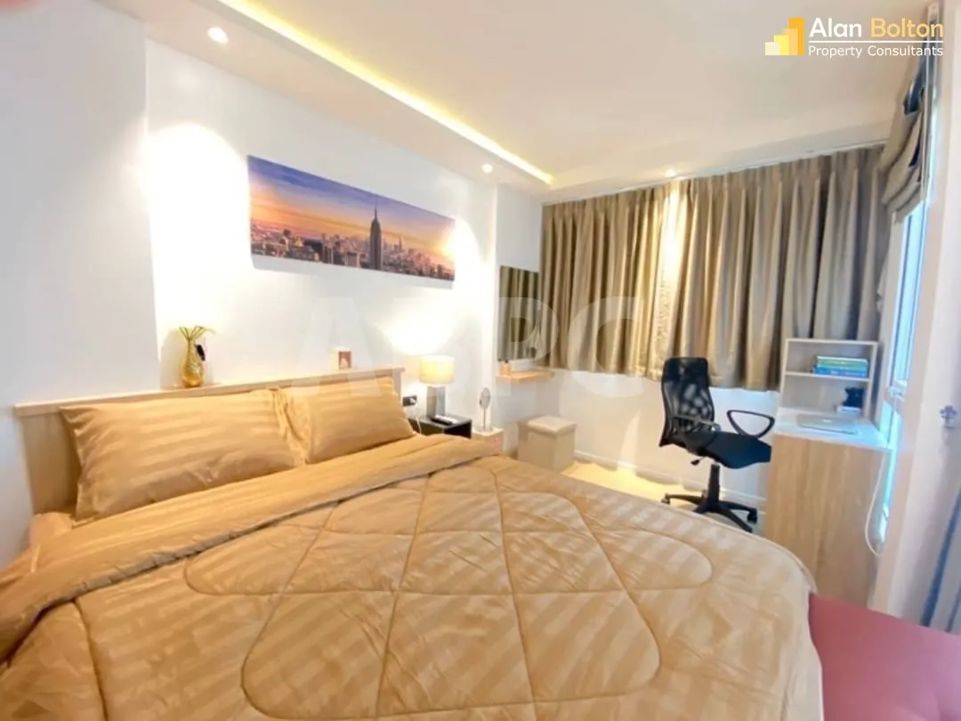 Studio Condo in Pratumnak