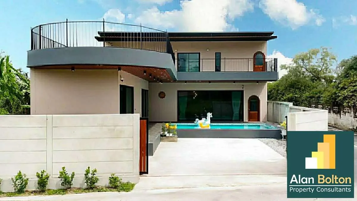 Brand New Luxury 4Bed 5Bath Private Pool Villa In North Pattaya