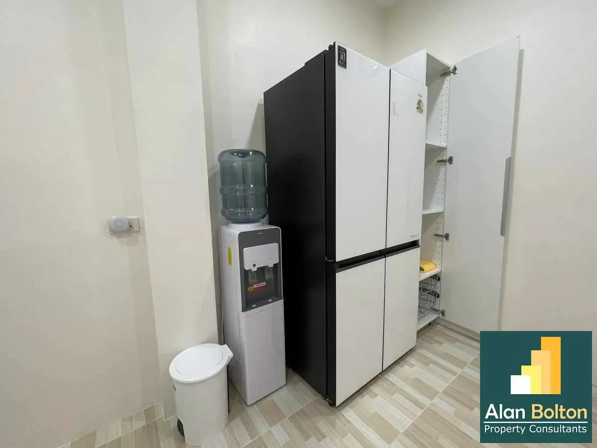Townhouse for Rent 2 Bedrooms 2 Bathrooms in Central Pattaya photo 7