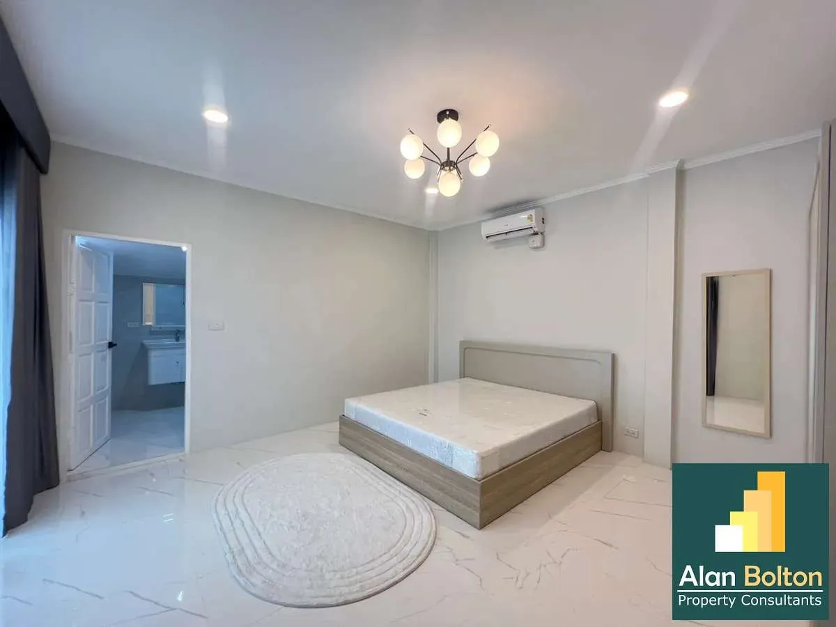 Brand-New Renovated 3-Bedroom Home Near Mabprachan Lake – For Rent 30,000 THB/month photo 4
