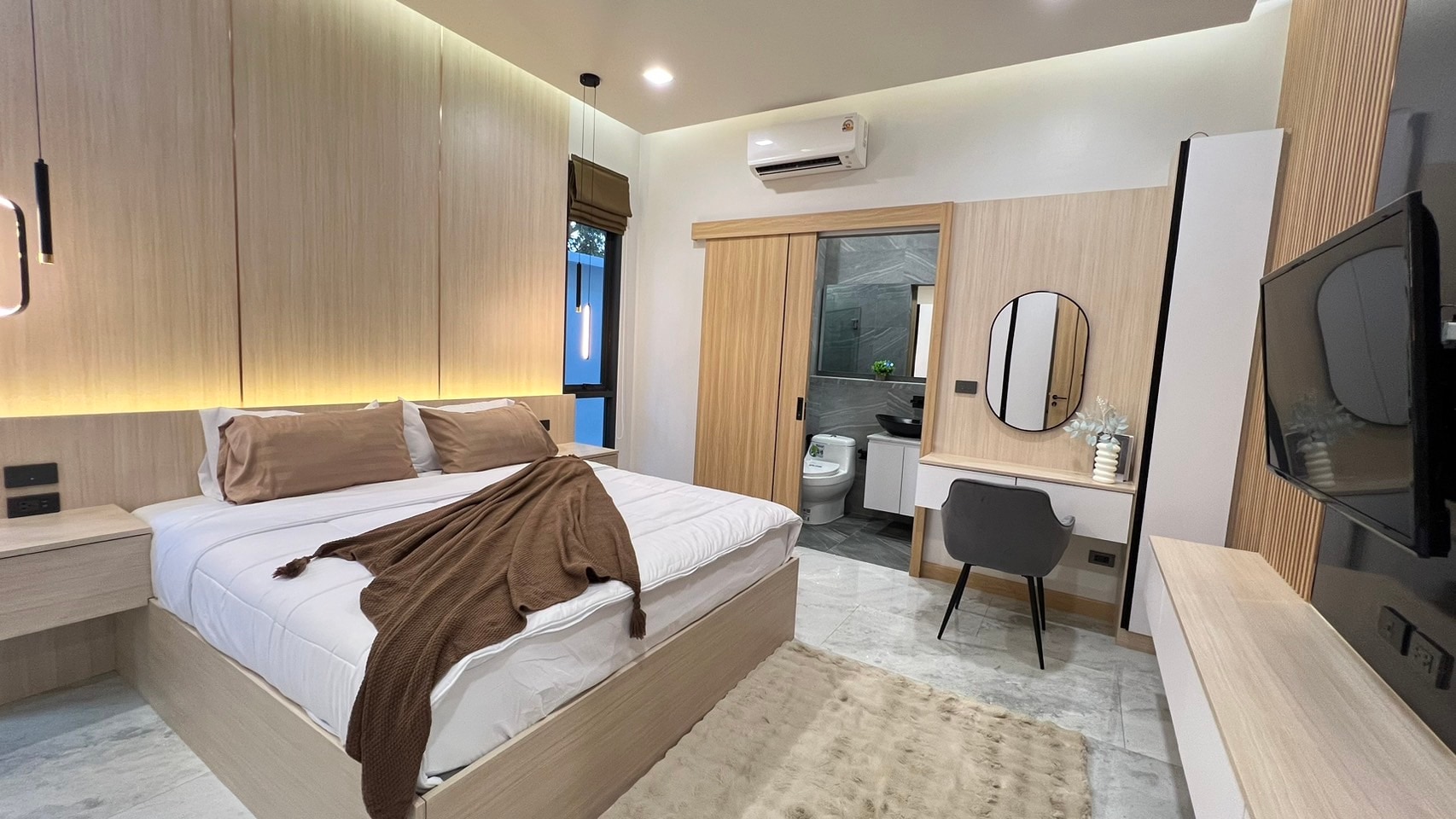 Pool Villa 5 Bedrooms 5 Bathrooms in East Pattaya photo 27