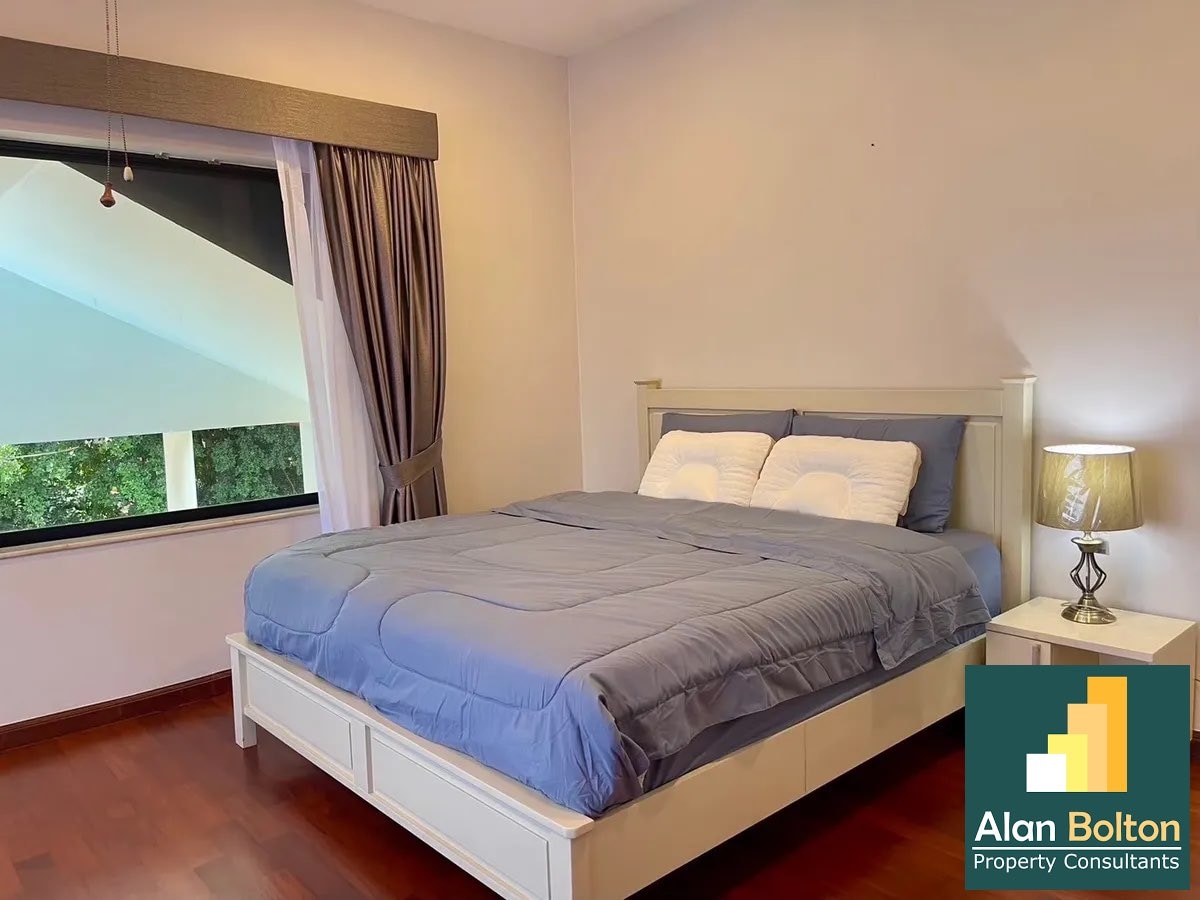 Pool Villa 5 Bedrooms 5 Bathrooms in East Pattaya photo 6