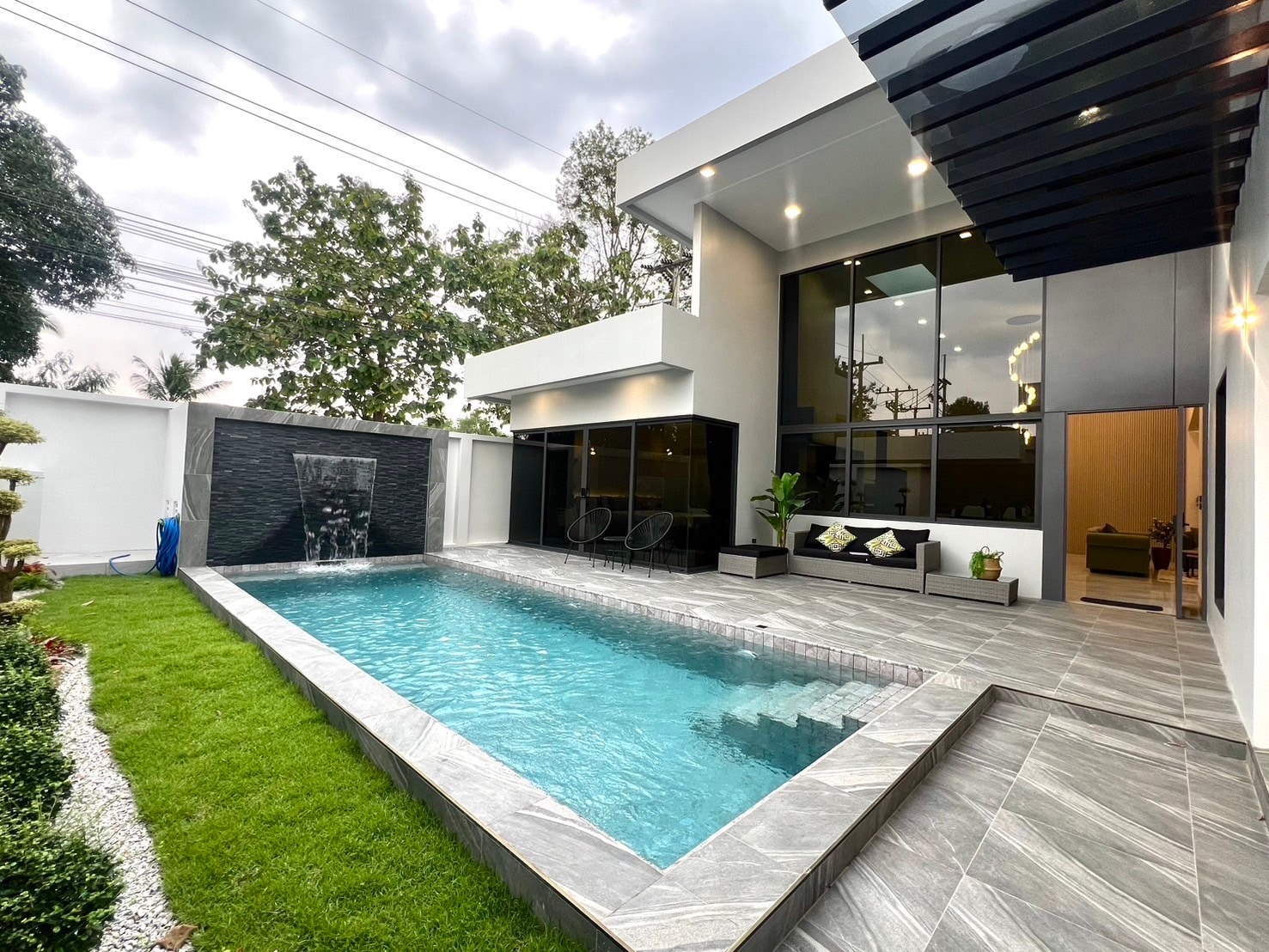 Pool Villa 5 Bedrooms 5 Bathrooms in East Pattaya photo 23