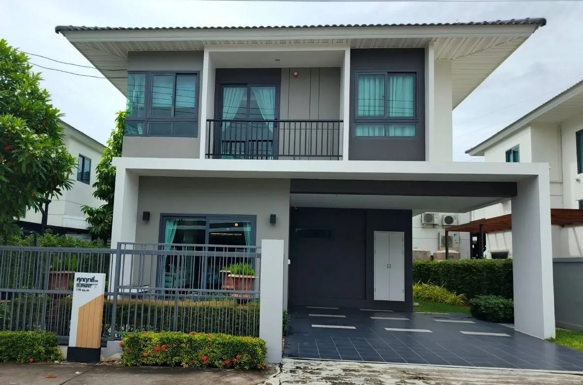 4 Bedroom House For Rent in Pattaya photo 15