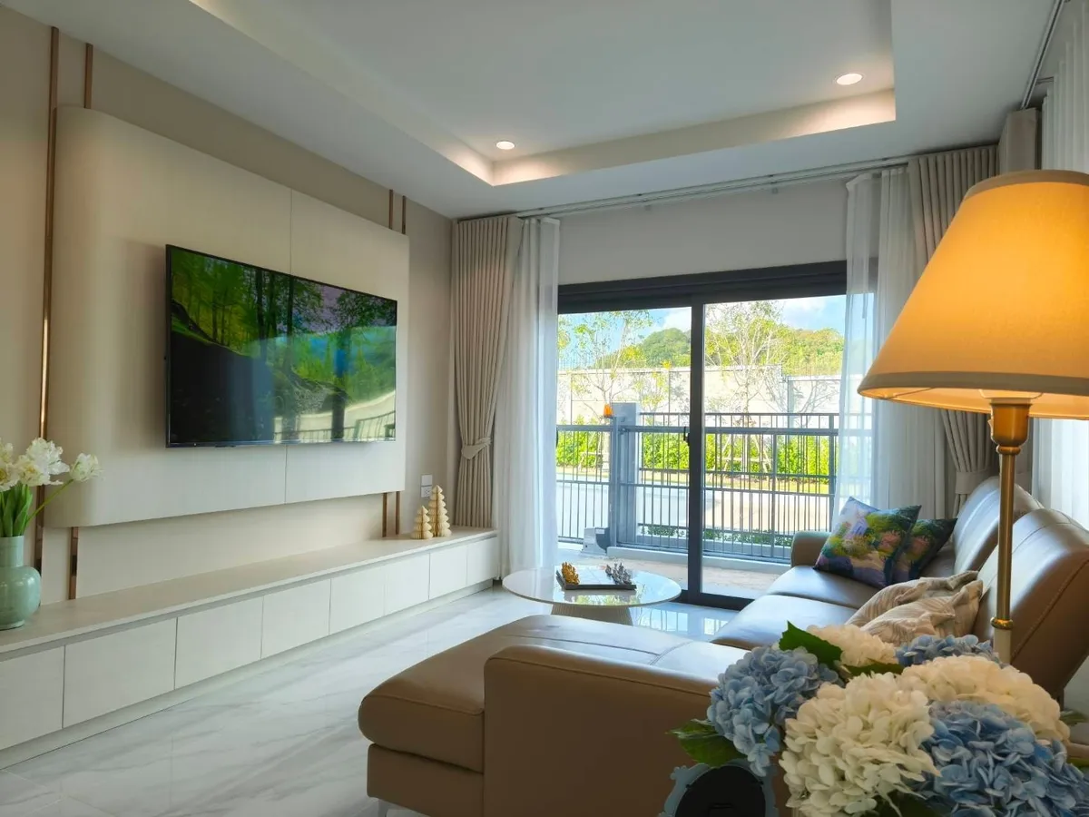 4 Bedroom House For Rent in Pattaya photo 21