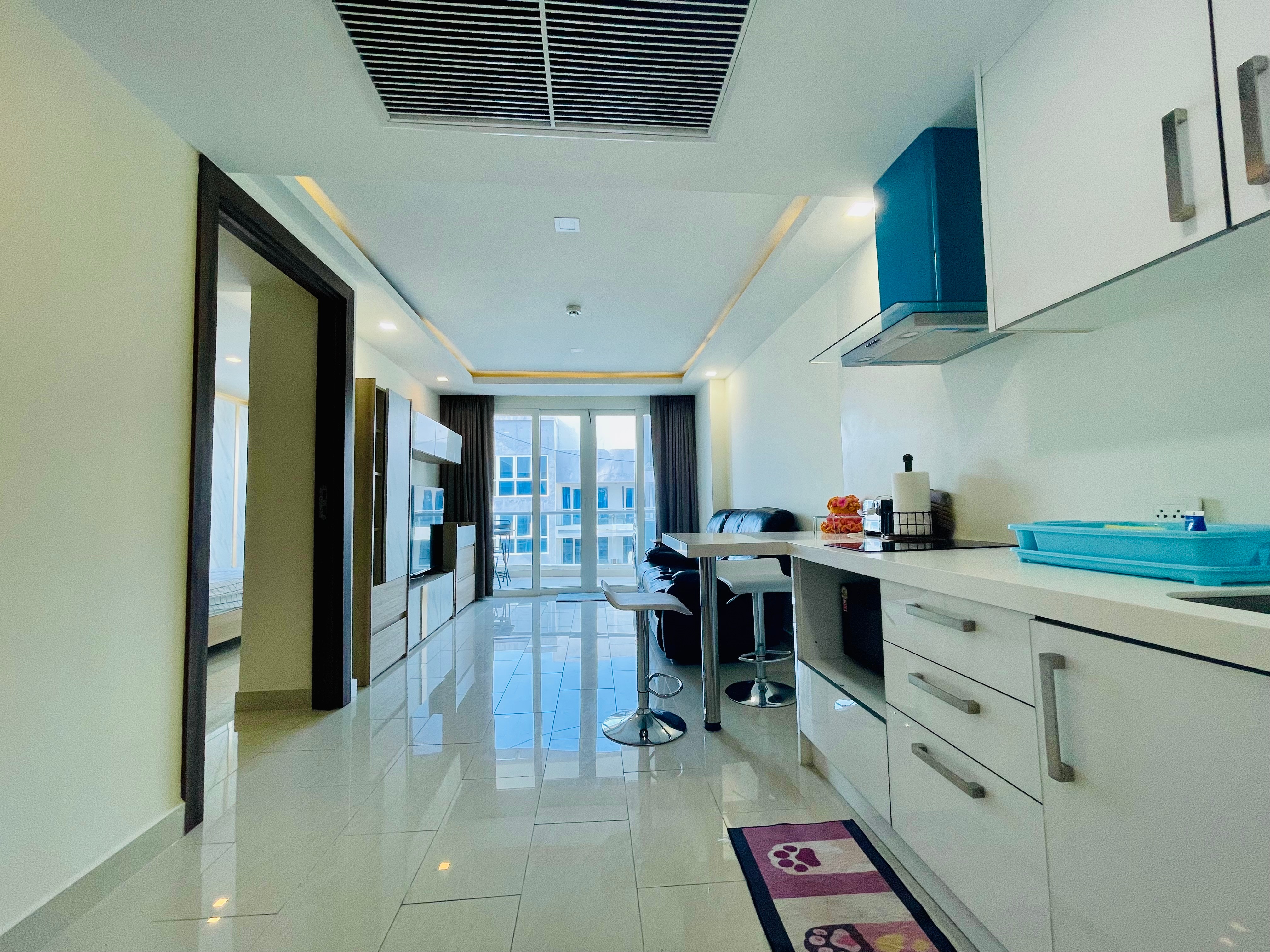1 Bedroom Condo In Grand Avenue For Sale photo 17