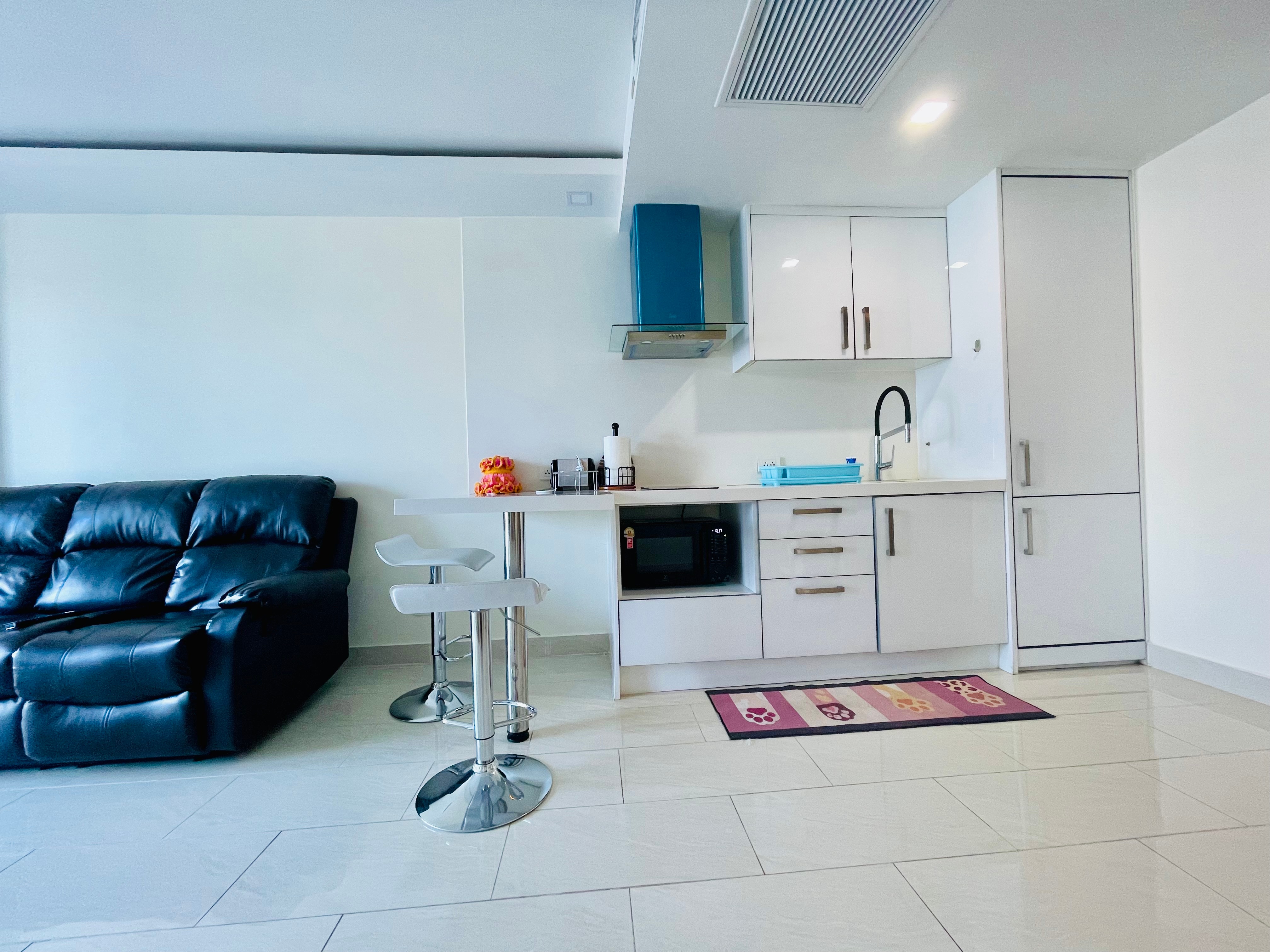 1 Bedroom Condo In Grand Avenue For Sale photo 20