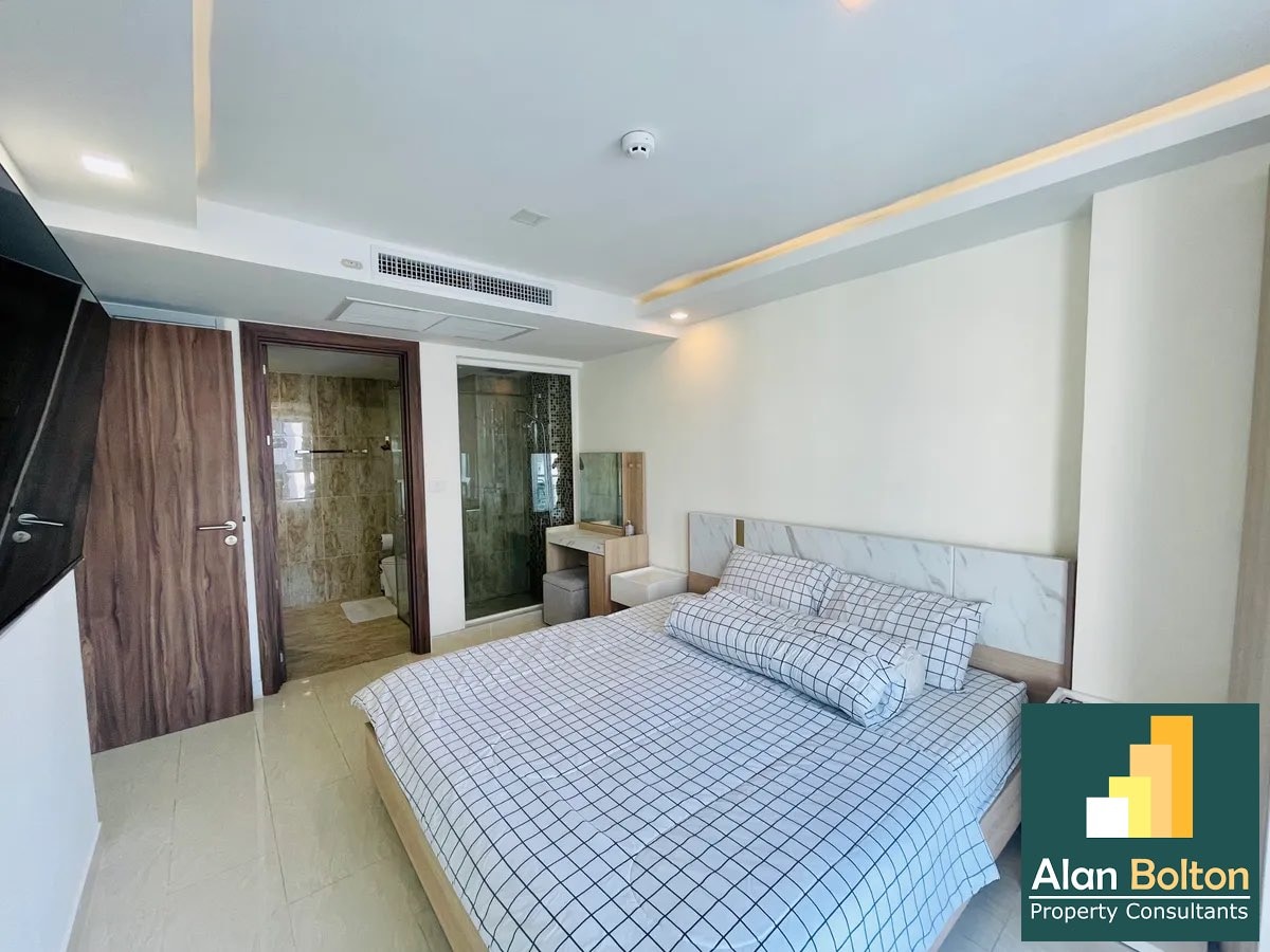 1 Bedroom Condo In Grand Avenue For Sale photo 12
