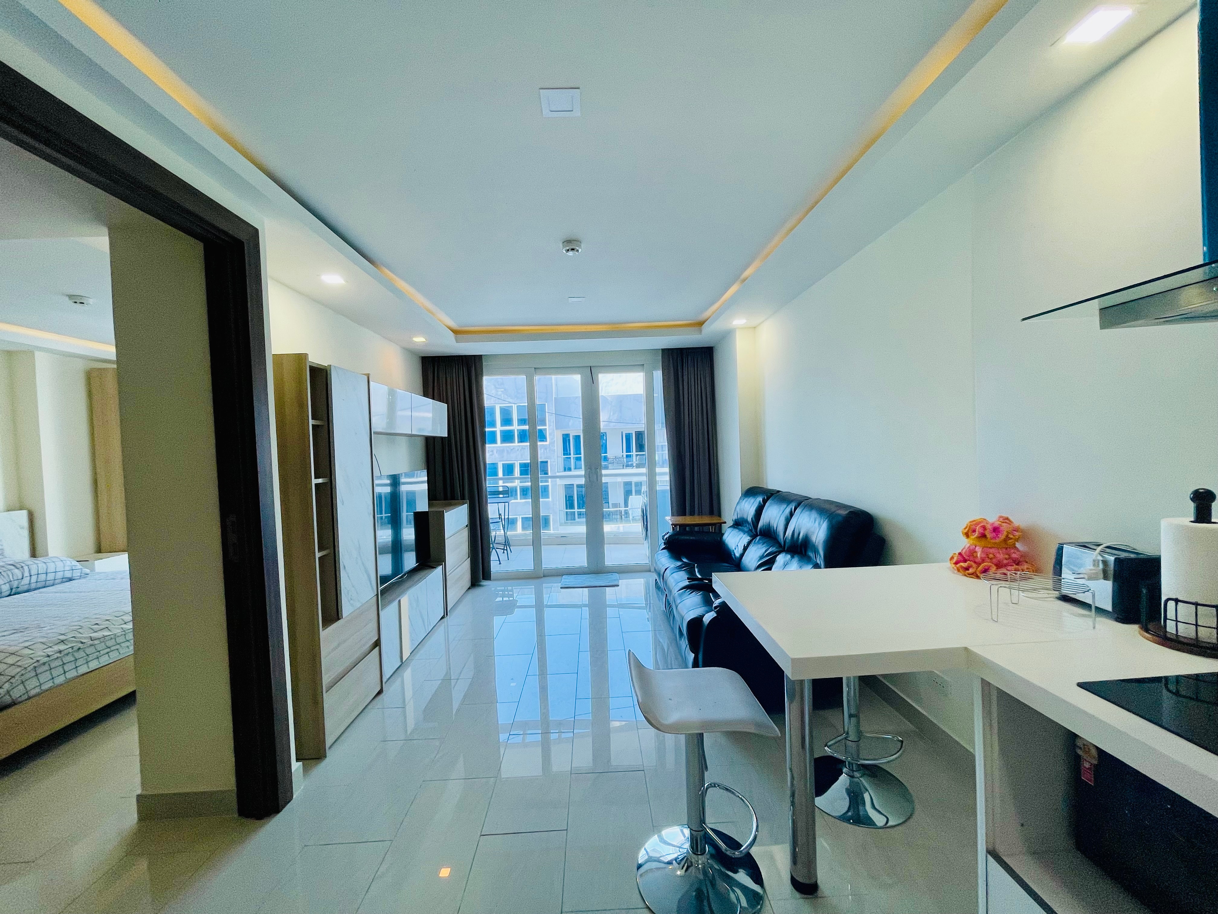 1 Bedroom Condo In Grand Avenue For Sale photo 19