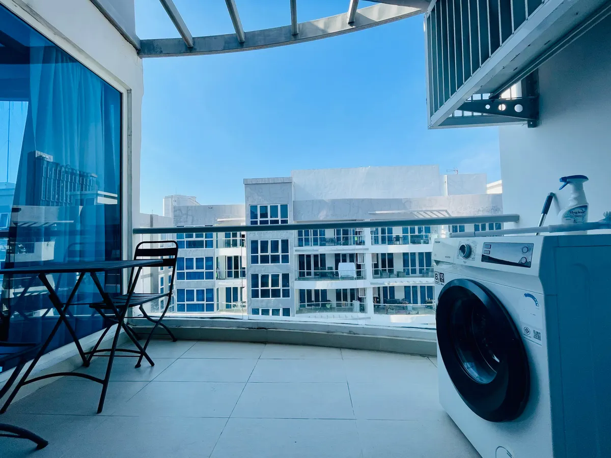 1 Bedroom Condo In Grand Avenue For Sale photo 23