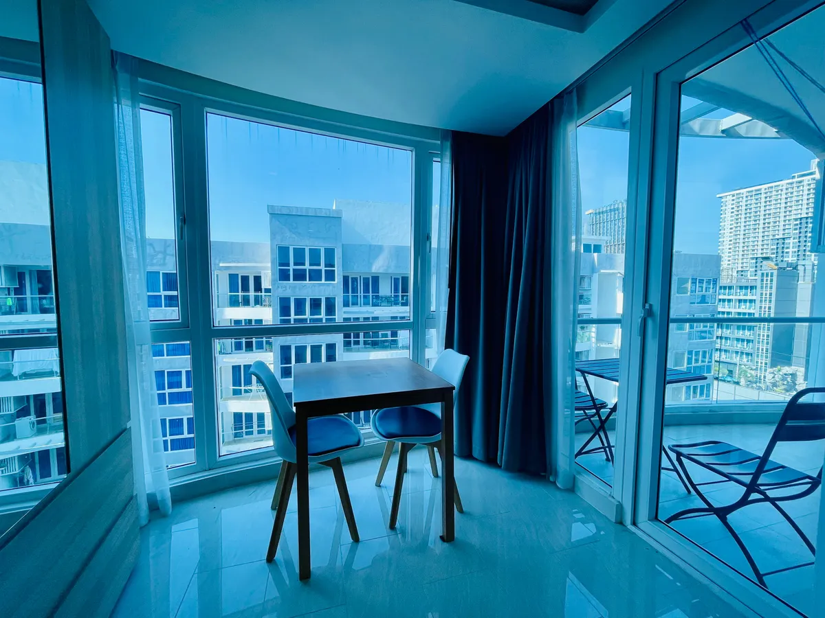 1 Bedroom Condo In Grand Avenue For Sale photo 26