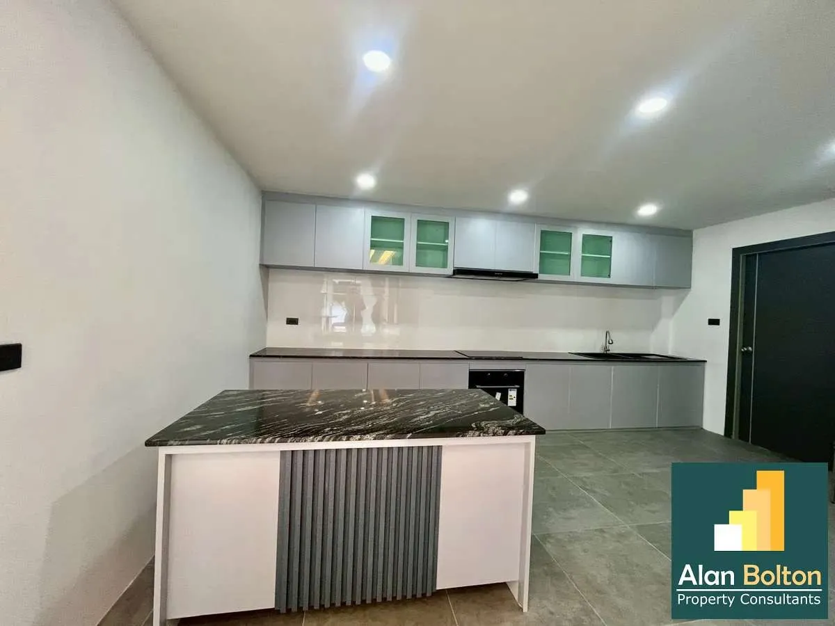 Pool villa modren design 3 Bedrooms 4 Bathrooms in East Pattaya photo 14
