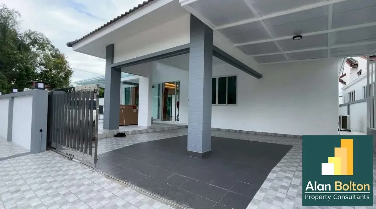 Pool villa modren design 3 Bedrooms 4 Bathrooms in East Pattaya photo 3