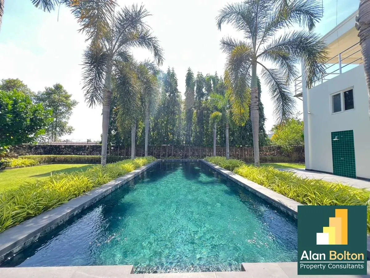 Luxury Private Villa 2 Bedrooms plus guest room in Mapprachan photo 2