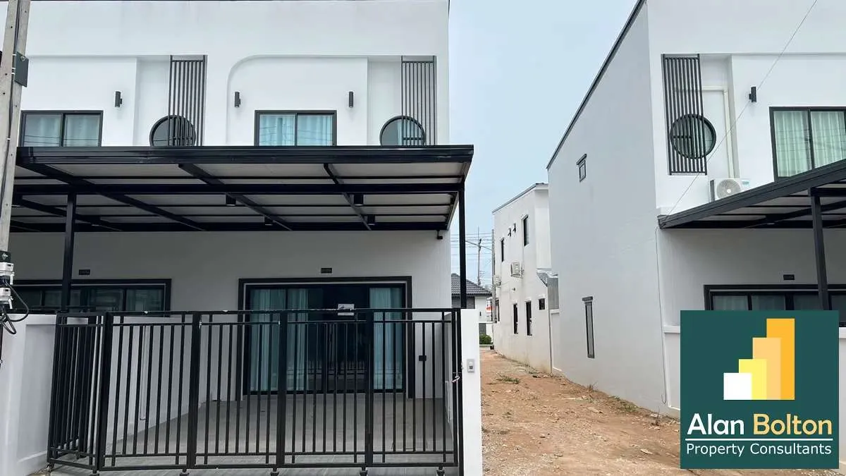 2-storey townhouse, modern style, corner house, East Pattaya photo 14