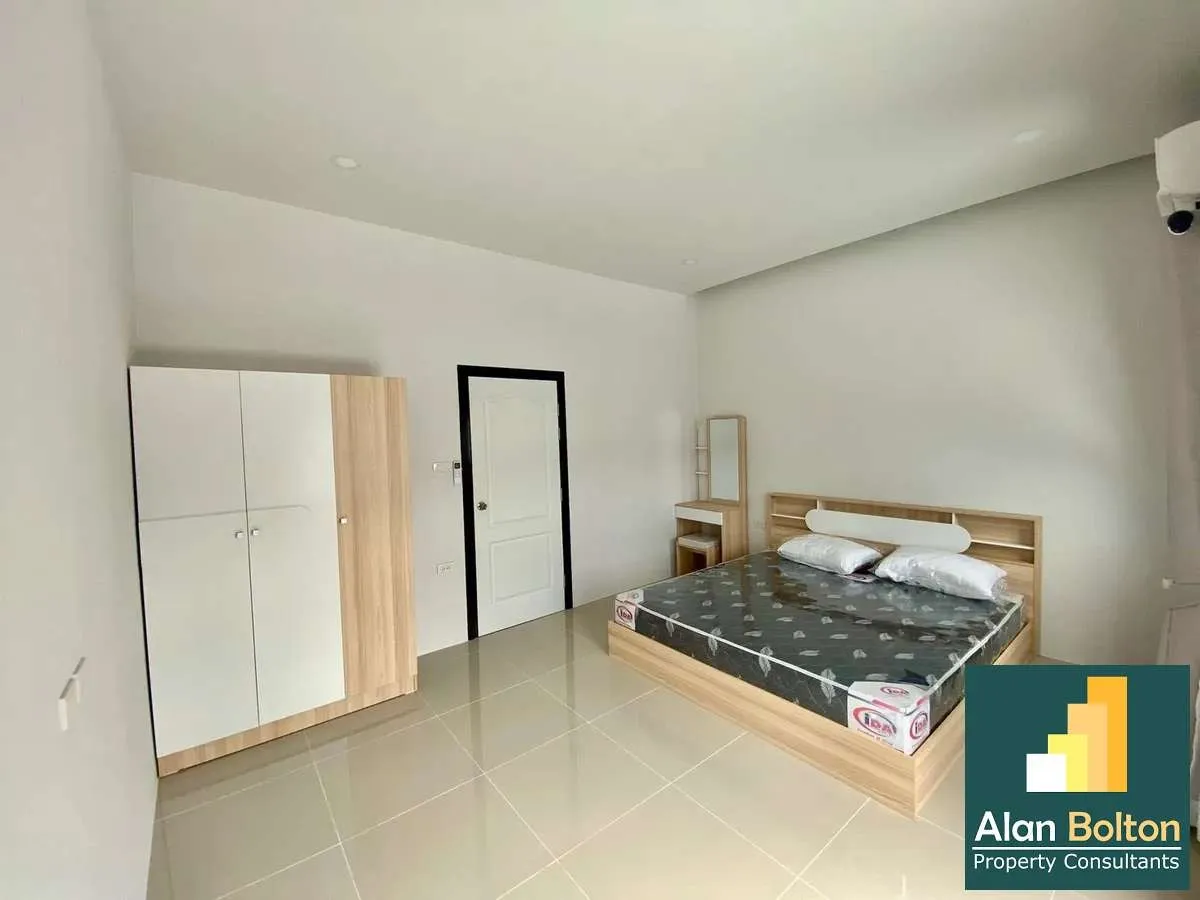 2-storey townhouse, modern style, corner house, East Pattaya photo 7