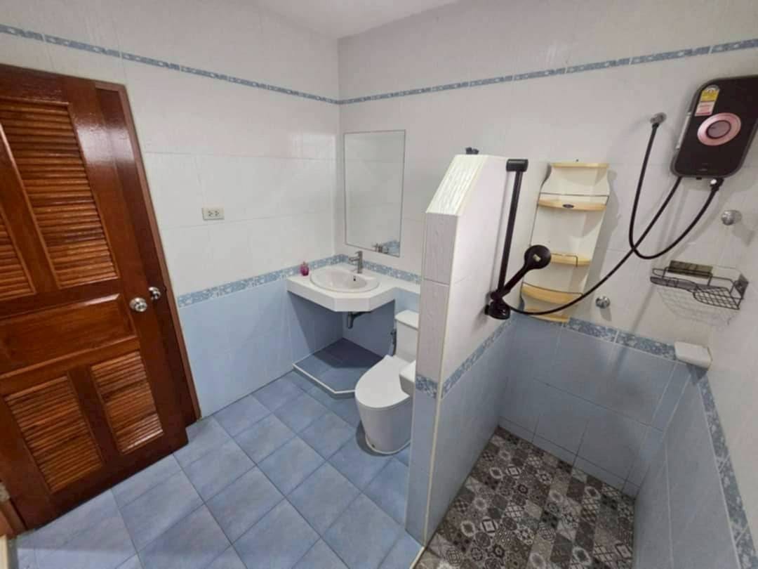 4 Bedroom House For Sale In North Pattaya photo 13