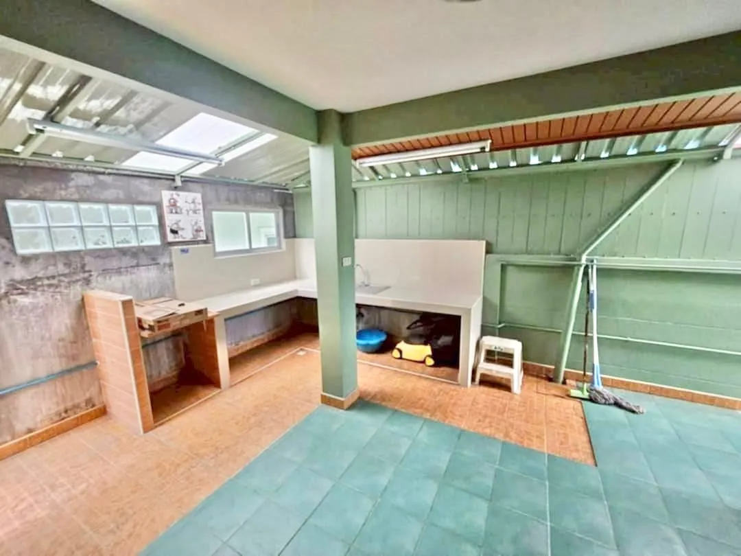 4 Bedroom House For Sale In North Pattaya photo 14