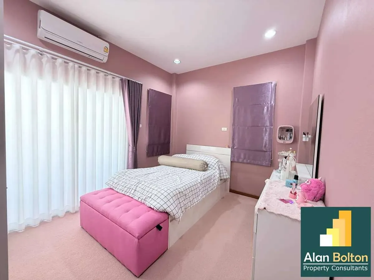 House for Sale photo 6