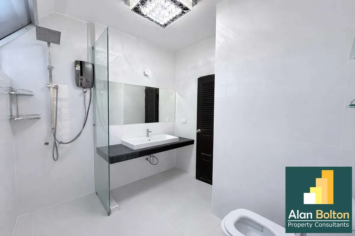 House for Sale photo 8