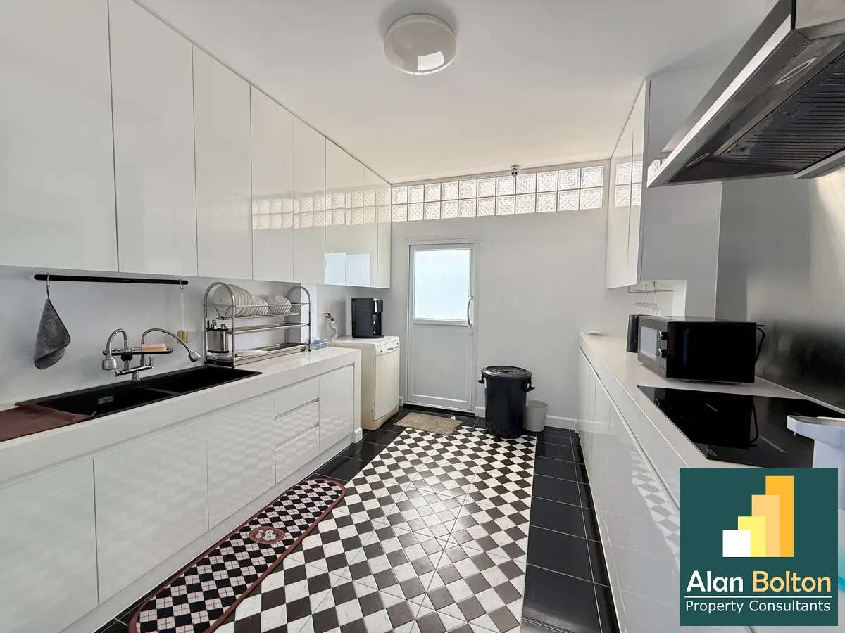 House for Sale photo 11