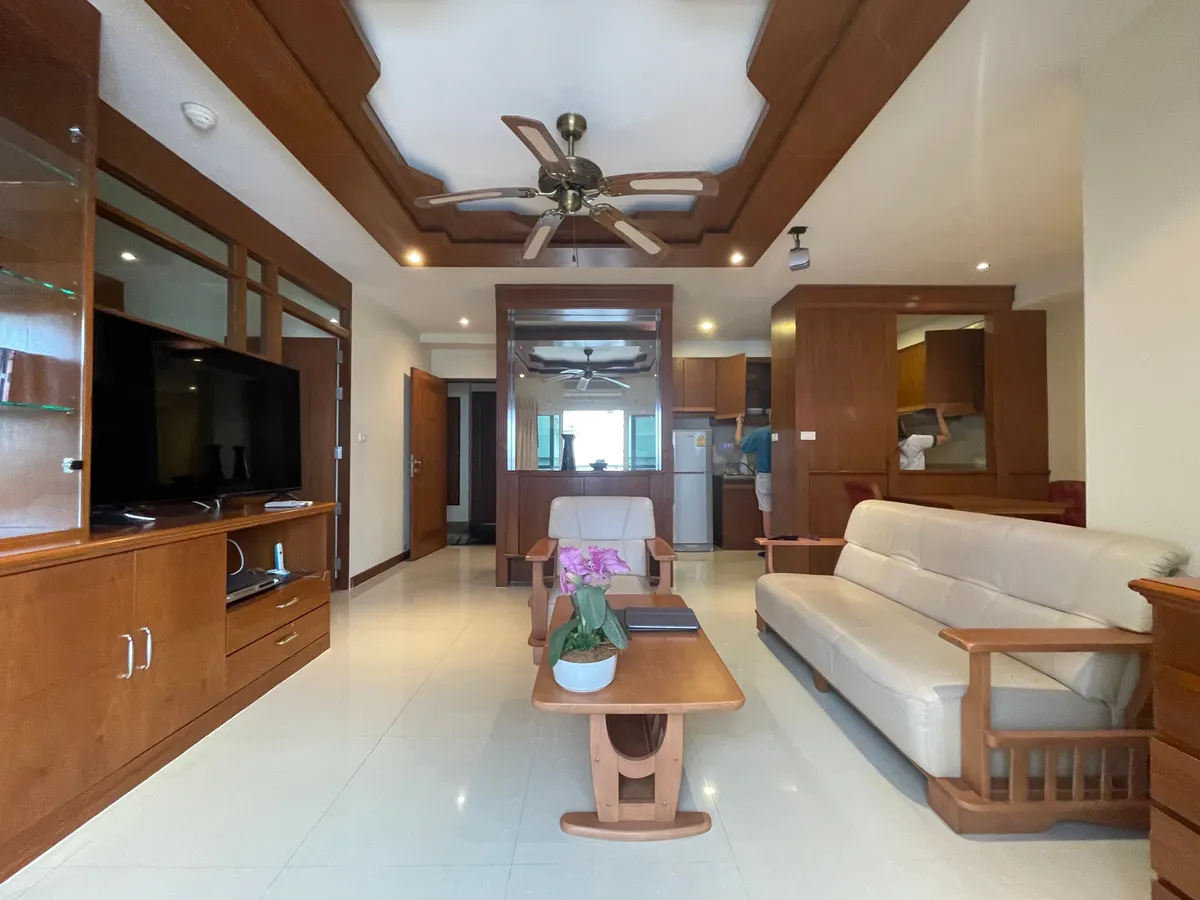 Larger 1 Bedroom For Rent in Whitehouse condotel photo 14