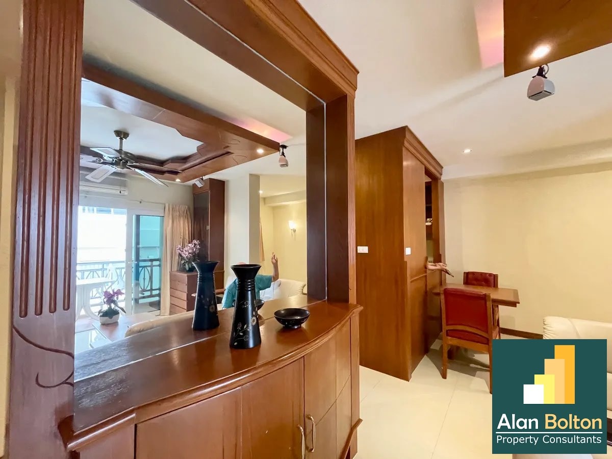 Larger 1 Bedroom For Rent in  Whitehouse condotel photo 7