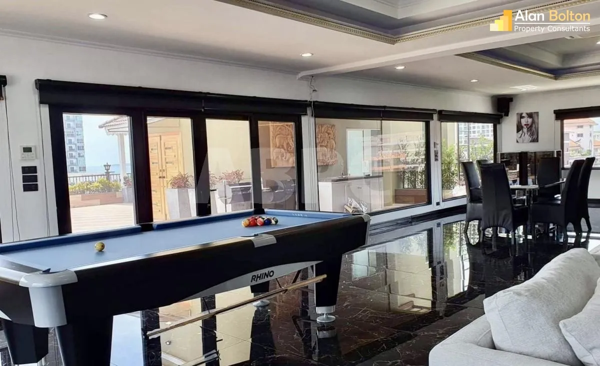 Large Ocean View 4 Bed 4 bath Penthouse Condo In Pratumnak photo 2