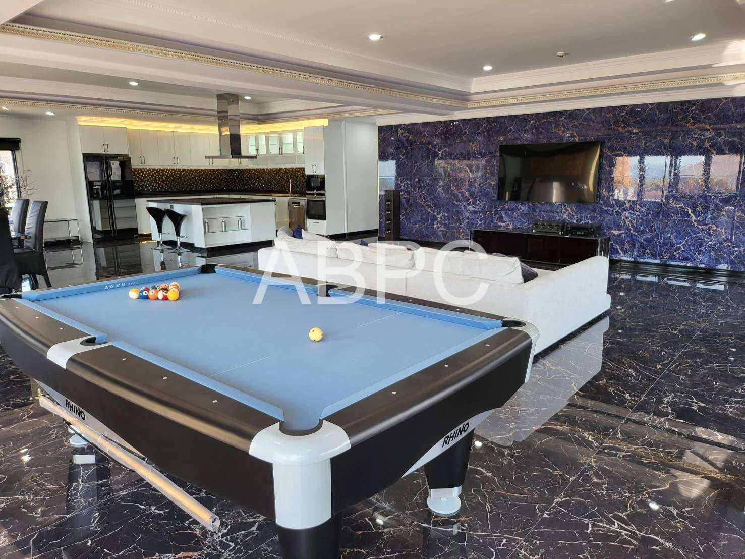 Large Ocean View 4 Bed 4 bath Penthouse Condo In Pratumnak photo 6
