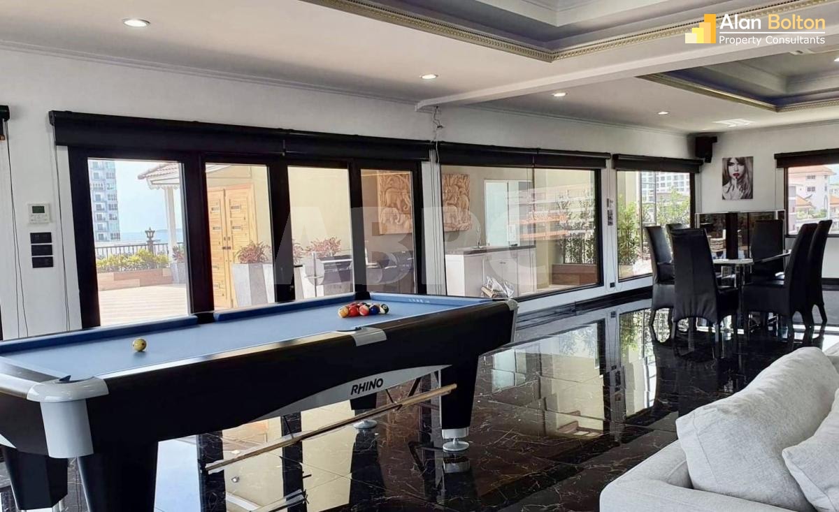 Large Ocean View 4 Bed 4 bath Penthouse Condo In Pratumnak photo 2